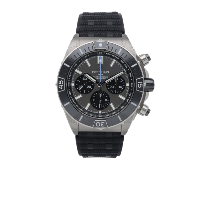 百年灵超级计时码表B01 44毫米