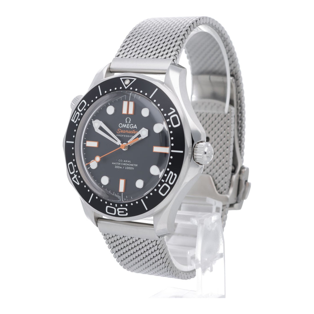 OMEGA 海马潜水表 300M 同轴大师计时码表 42mm