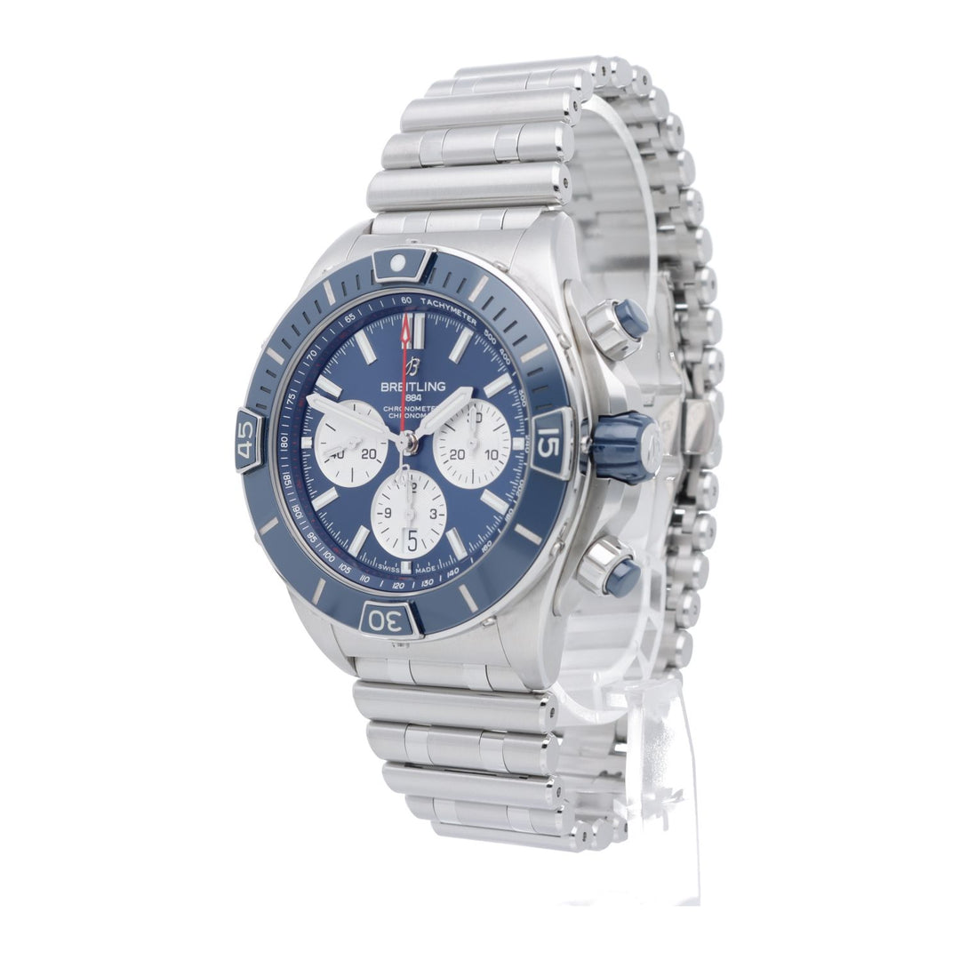 百年灵超级计时码表B01 44毫米