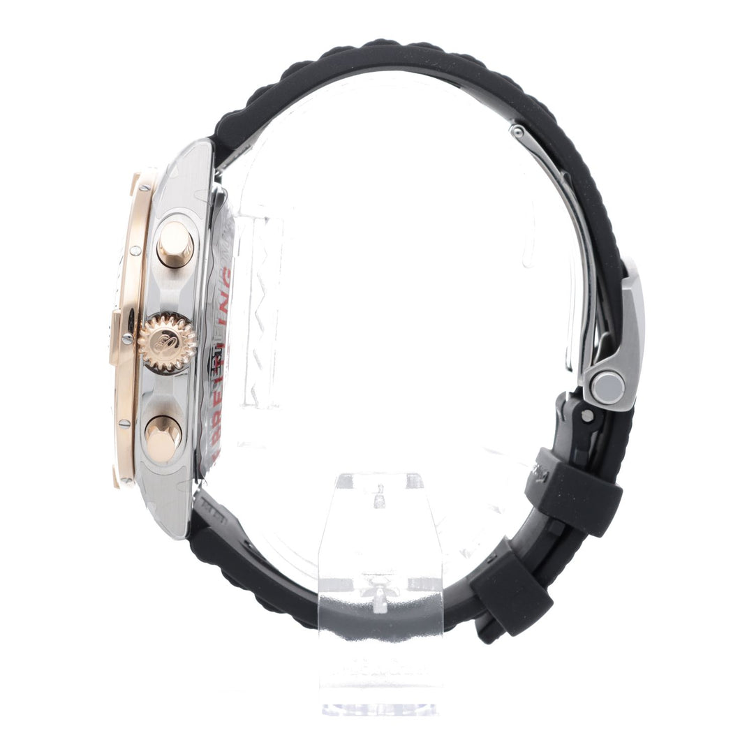 百年灵 Chronomat B01 42