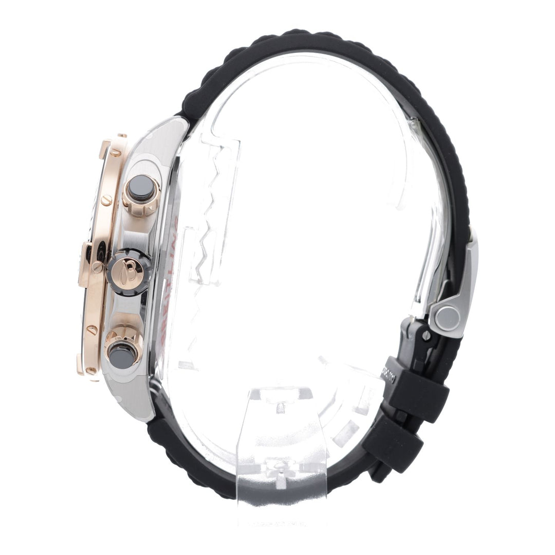 百年灵超级计时码表B01 44毫米