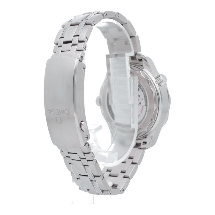 OMEGA 海马潜水表 300M 同轴大师计时码表 42mm