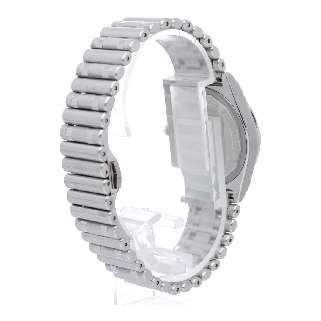 百年灵 Chronomat 32