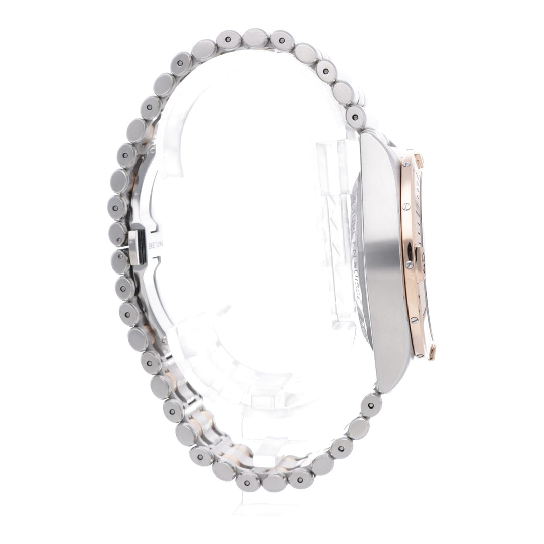 百年灵 Chronomat B01 42