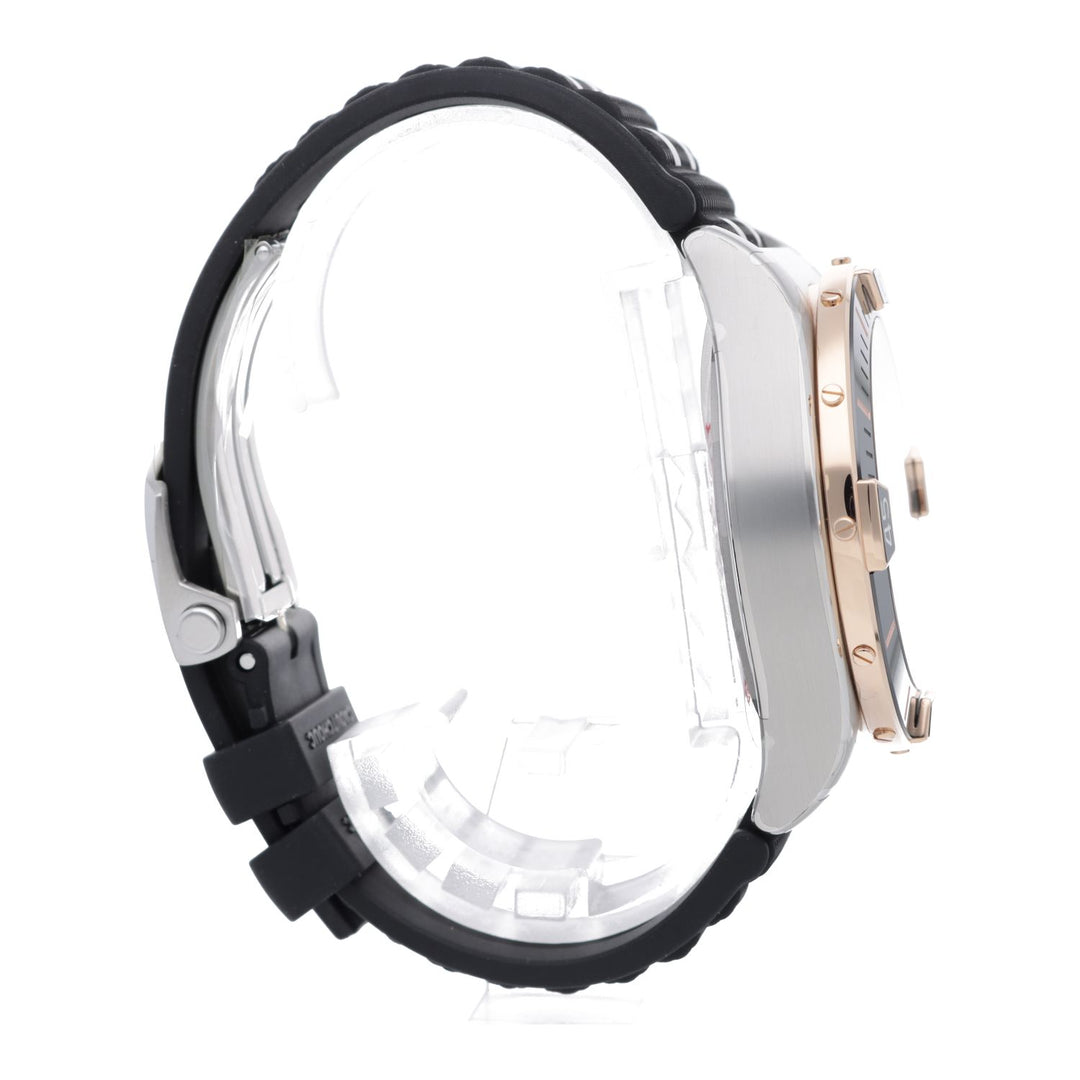 百年灵超级计时码表B01 44毫米