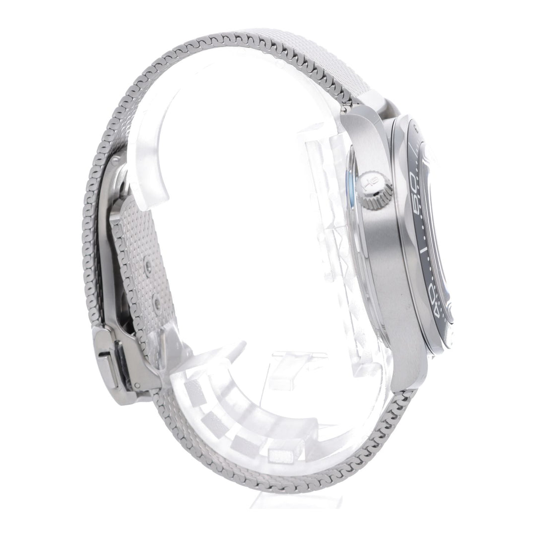 OMEGA 海马潜水表 300M 同轴大师计时码表 42mm