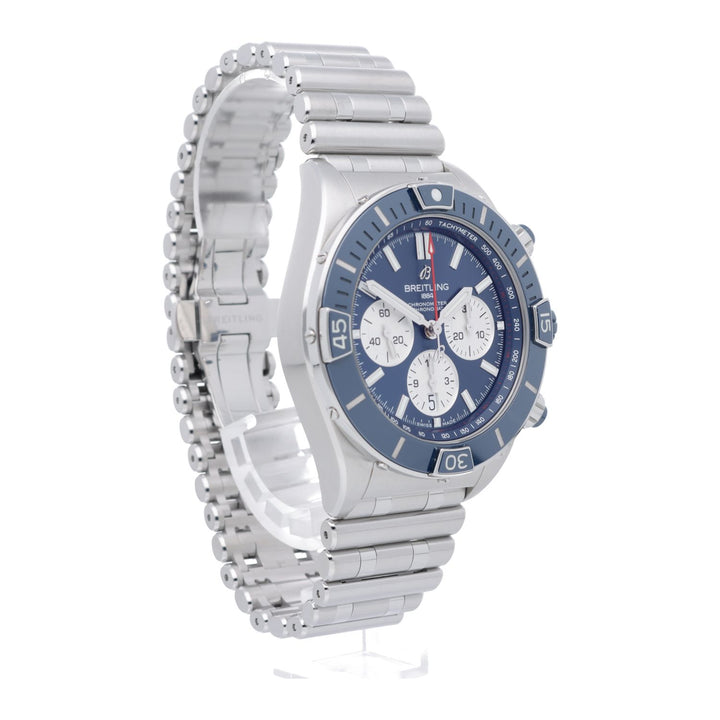 百年灵超级计时码表B01 44毫米