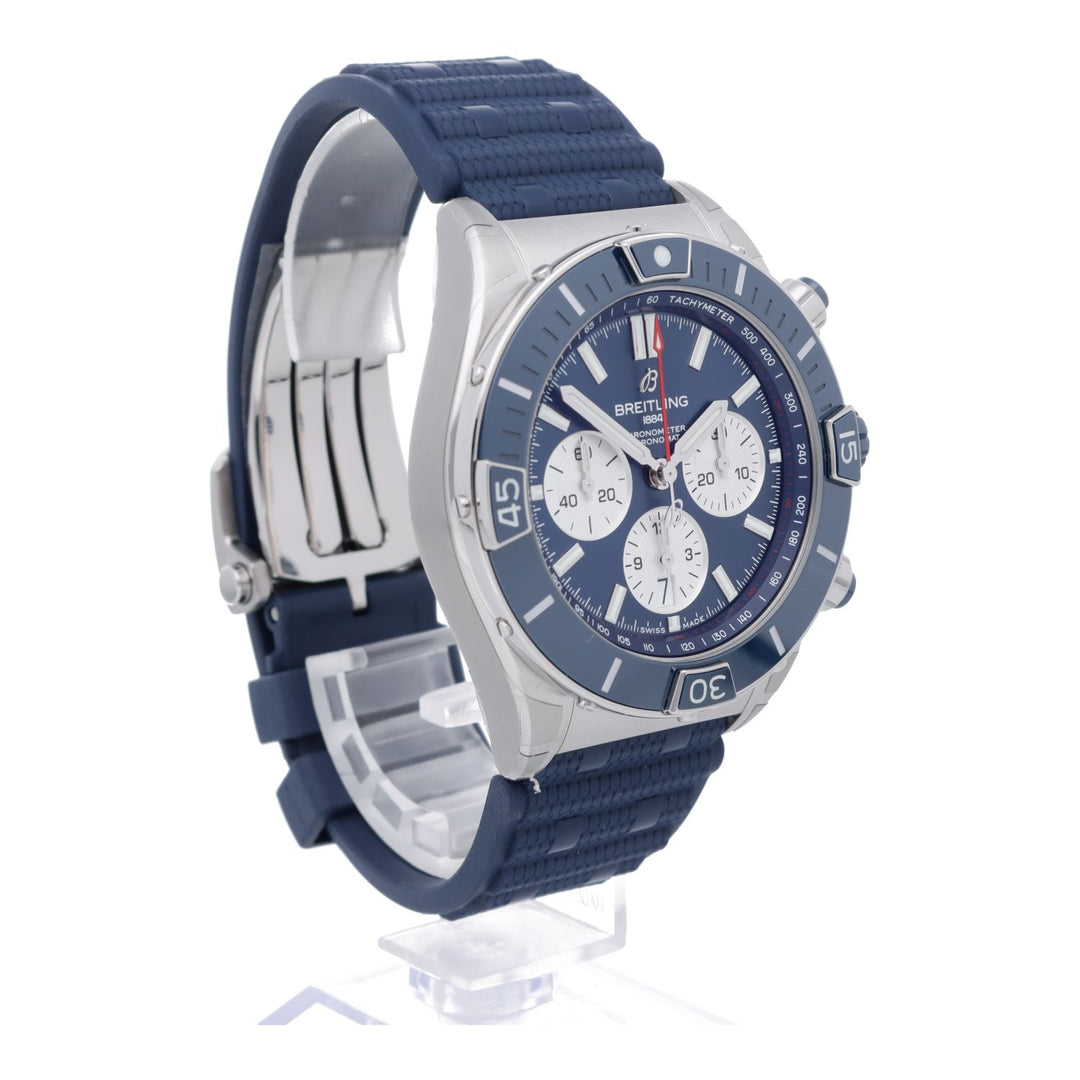 百年灵超级计时码表B01 44毫米