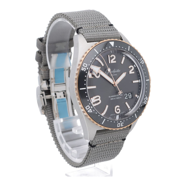 格拉苏蒂原创 SeaQ 全景日期