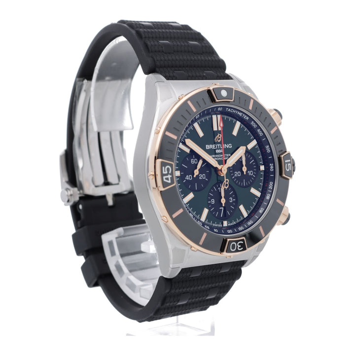 百年灵超级计时码表B01 44毫米