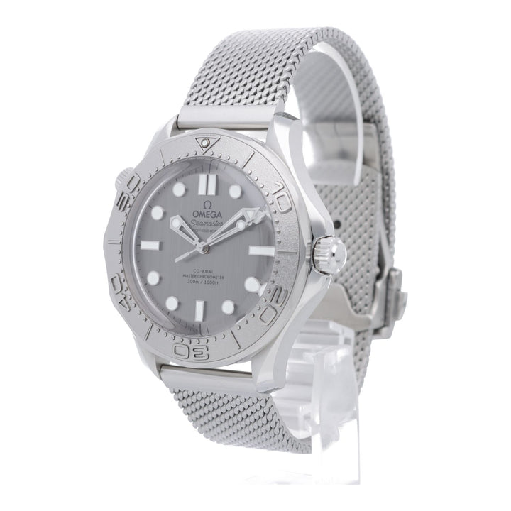 OMEGA Seamaster Diver 300M Co-Axial Master Chronometer 42mm