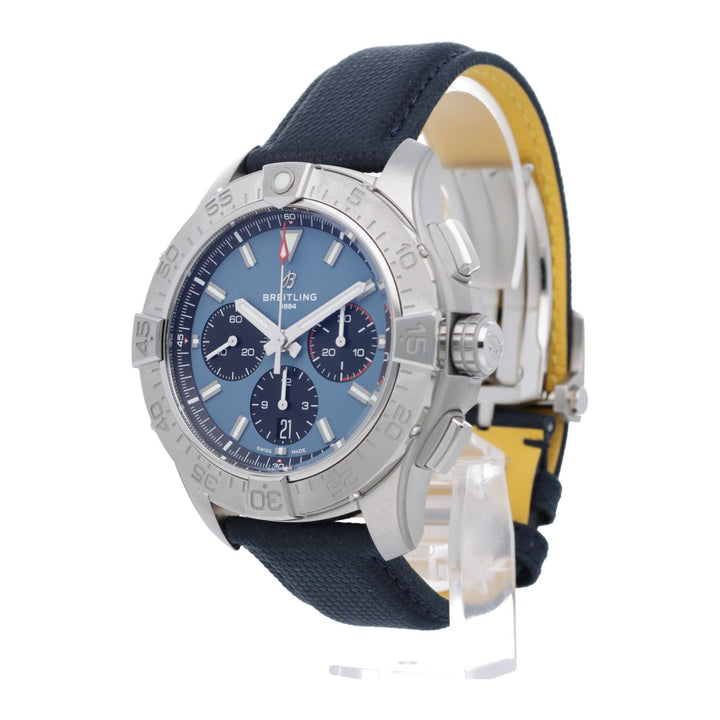 Breitling Avenger Chronograph B01 44