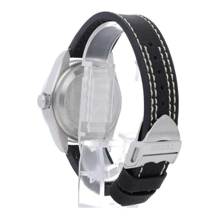 Tudor Black Bay Pro