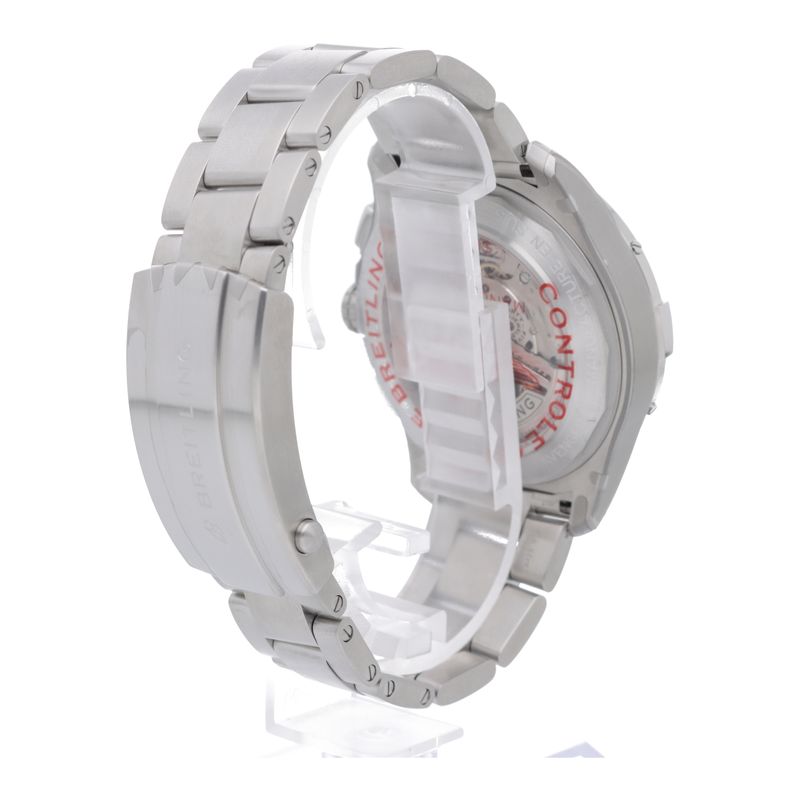 Breitling Avenger Chronograph B01 44
