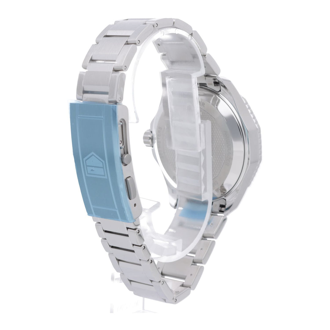 Tag Heuer Aquaracer Professional 300 GMT
