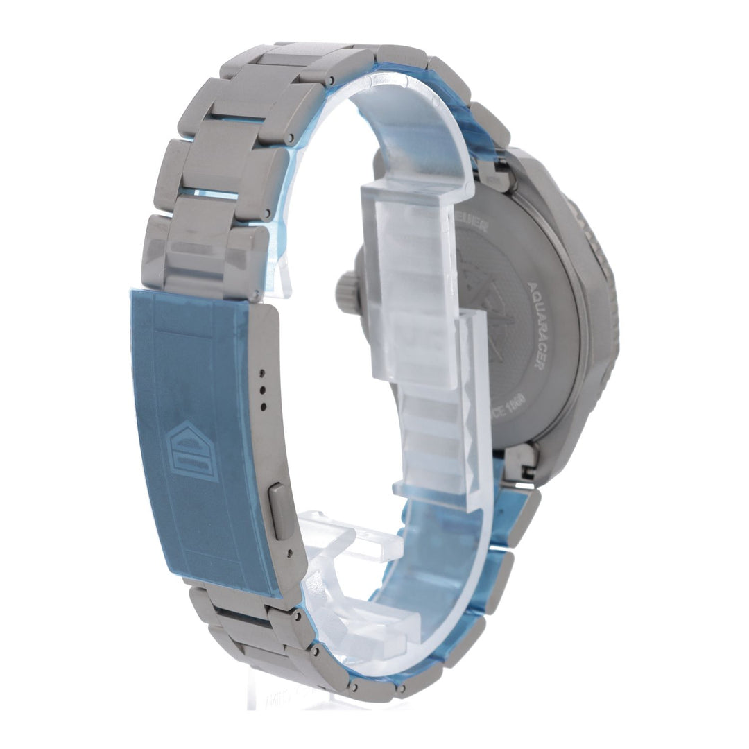 Tag Heuer Aquaracer Professional 200 Solargraph