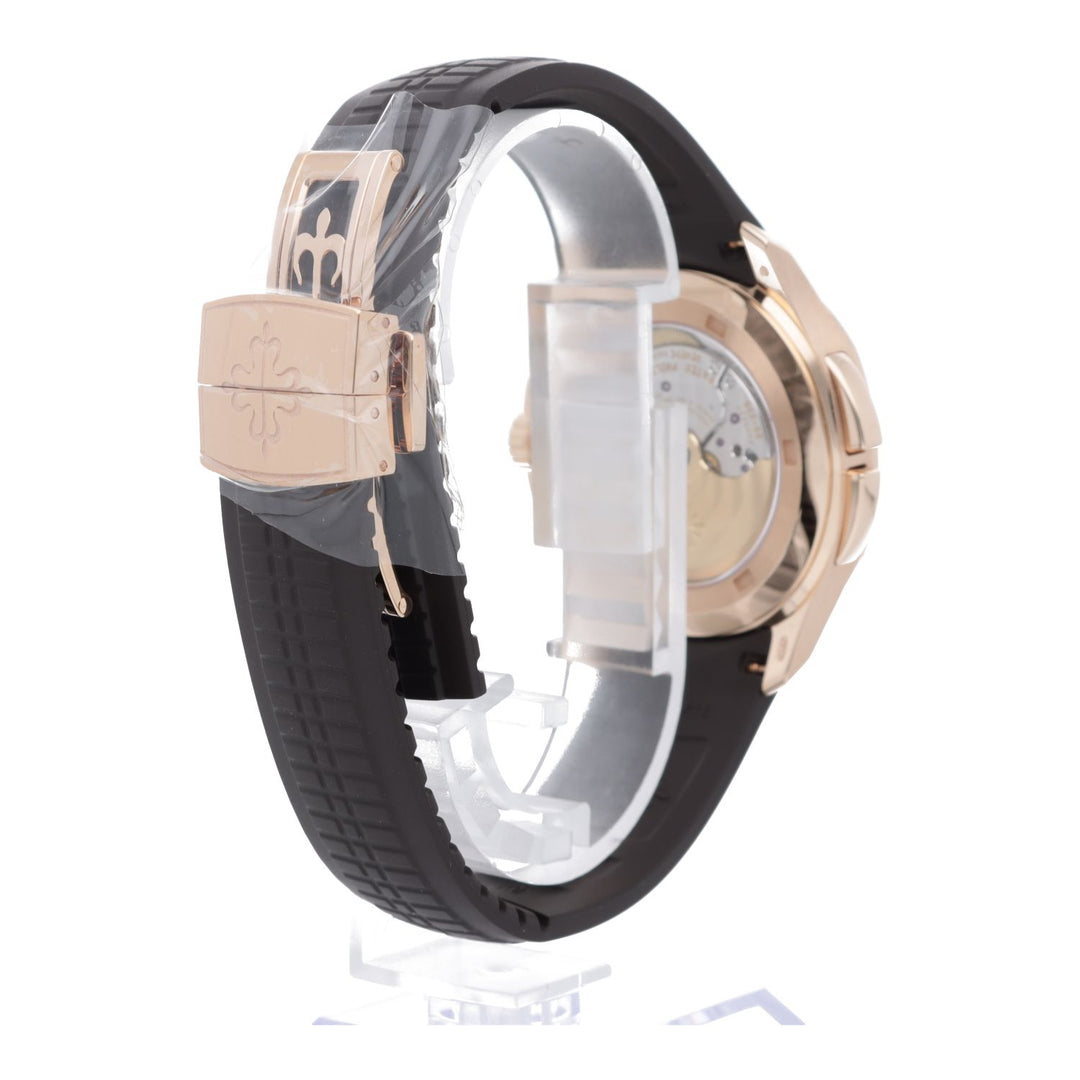 百达翡丽 Aquanaut 旅行时间