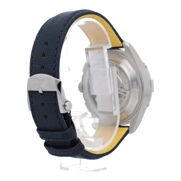 Breitling Avenger Chronograph B01 44