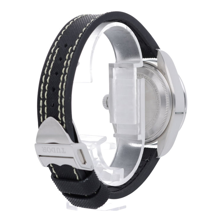 Tudor Black Bay Pro