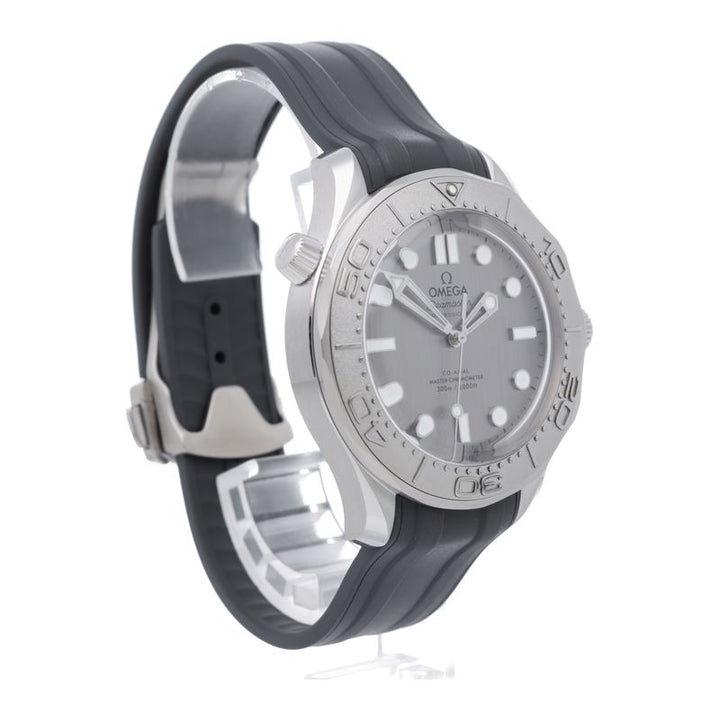 OMEGA Seamaster Diver 300M Co-Axial Master Chronometer 42mm