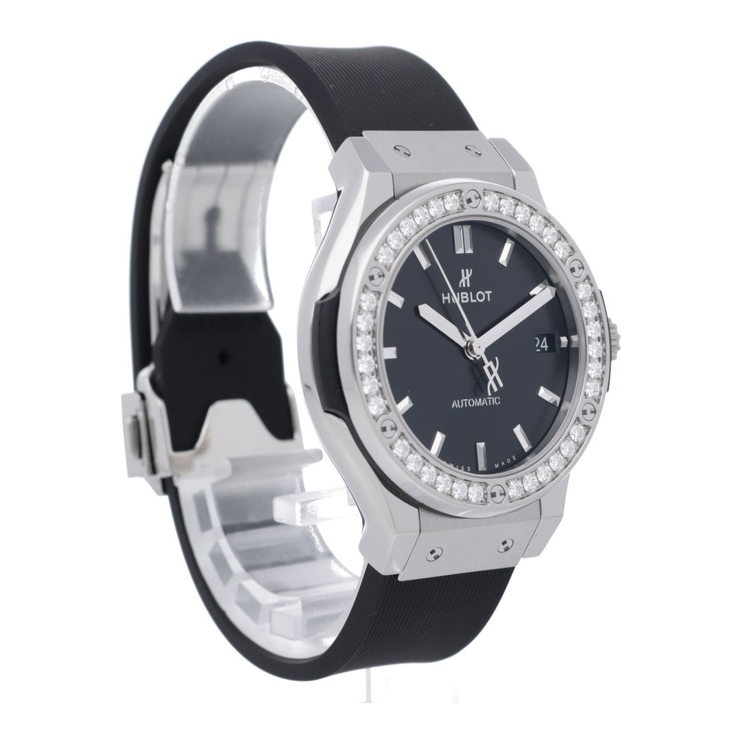 Hublot Classic Fusion Titanium Diamonds 38mm