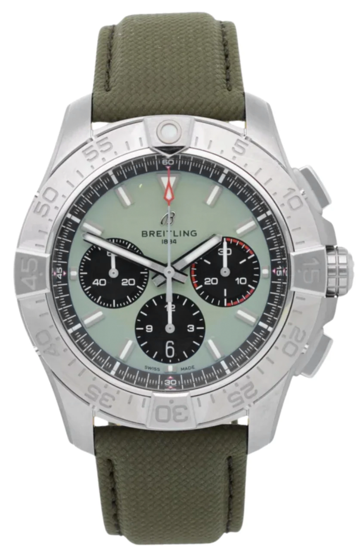 Брейтлинг Авенджер Хронограф B01 44