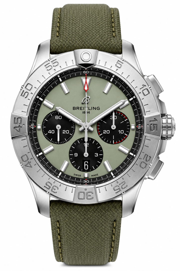 Breitling Avenger Chronograph B01 44