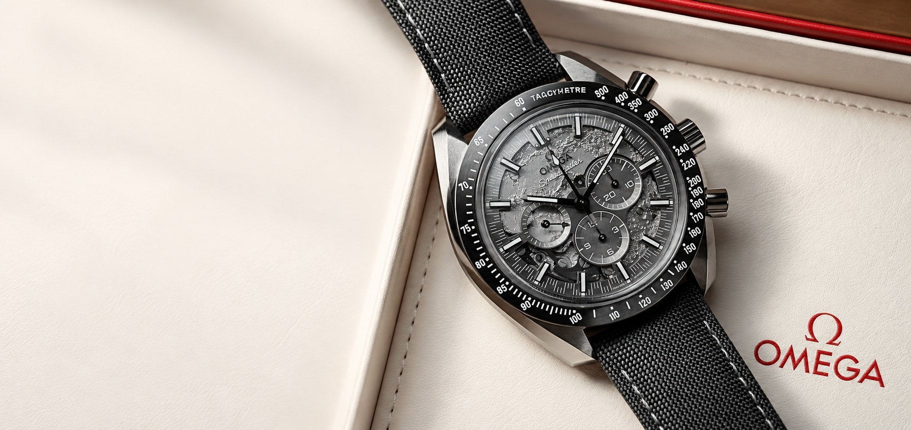 Omega Speedmaster Moonwatch in der Box