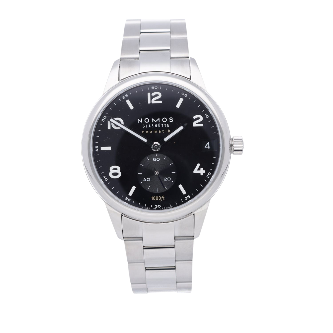 NOMOS Glashütte Club Sport Neomatik 42 Datum
